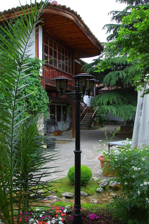 Chakarova Guest House Sliven Exterior foto