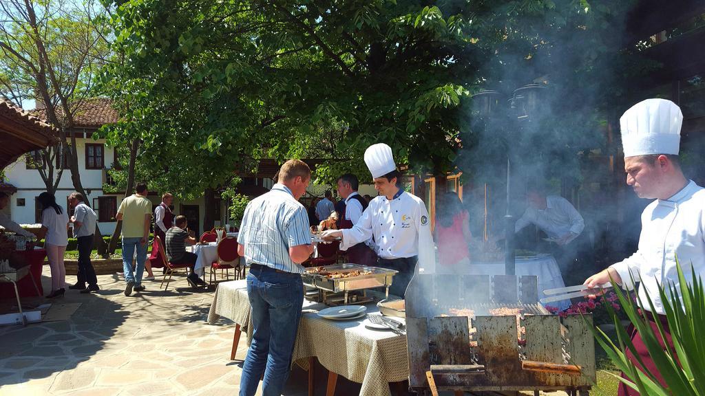 Chakarova Guest House Sliven Exterior foto